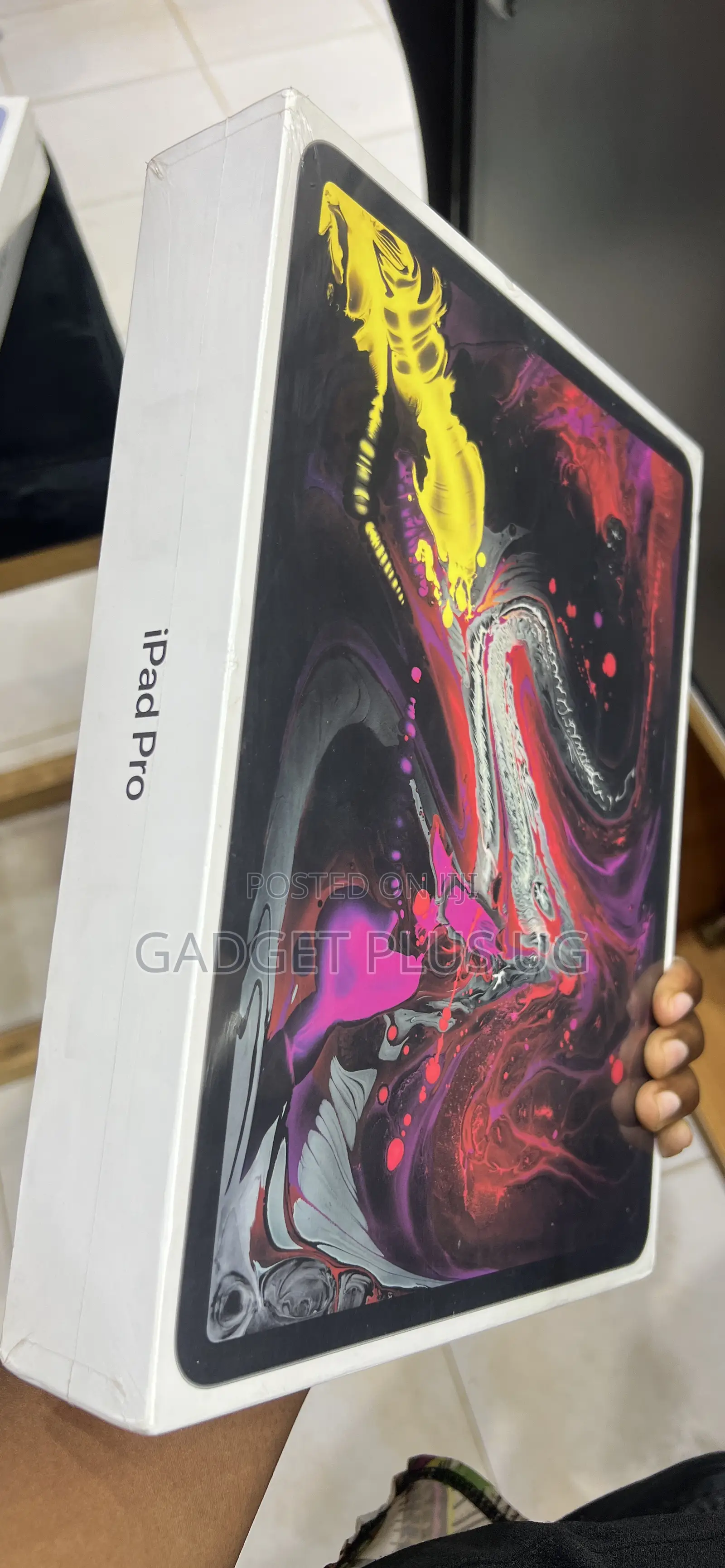 New Apple iPad Pro 12.9 (2022) 1 TB Silver