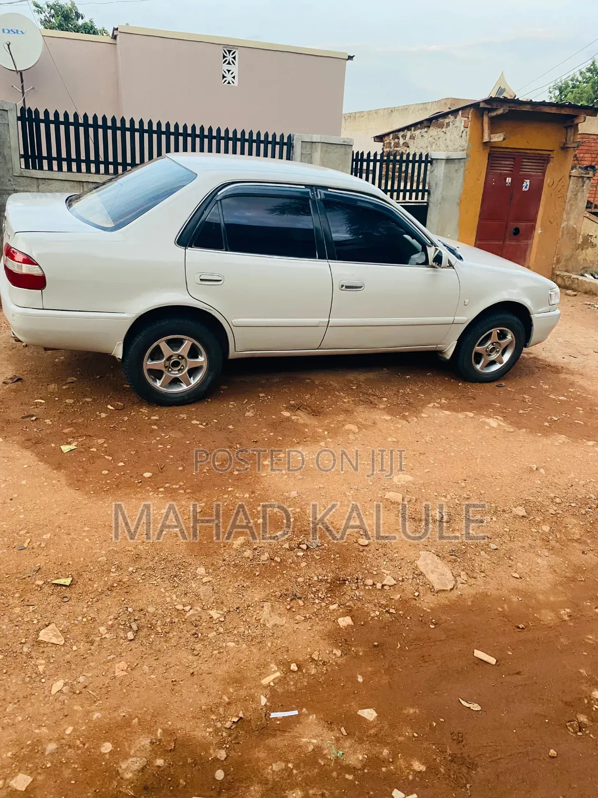 Toyota Corolla 1998 Silver