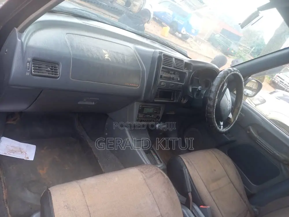 Toyota RAV4 1995 Black