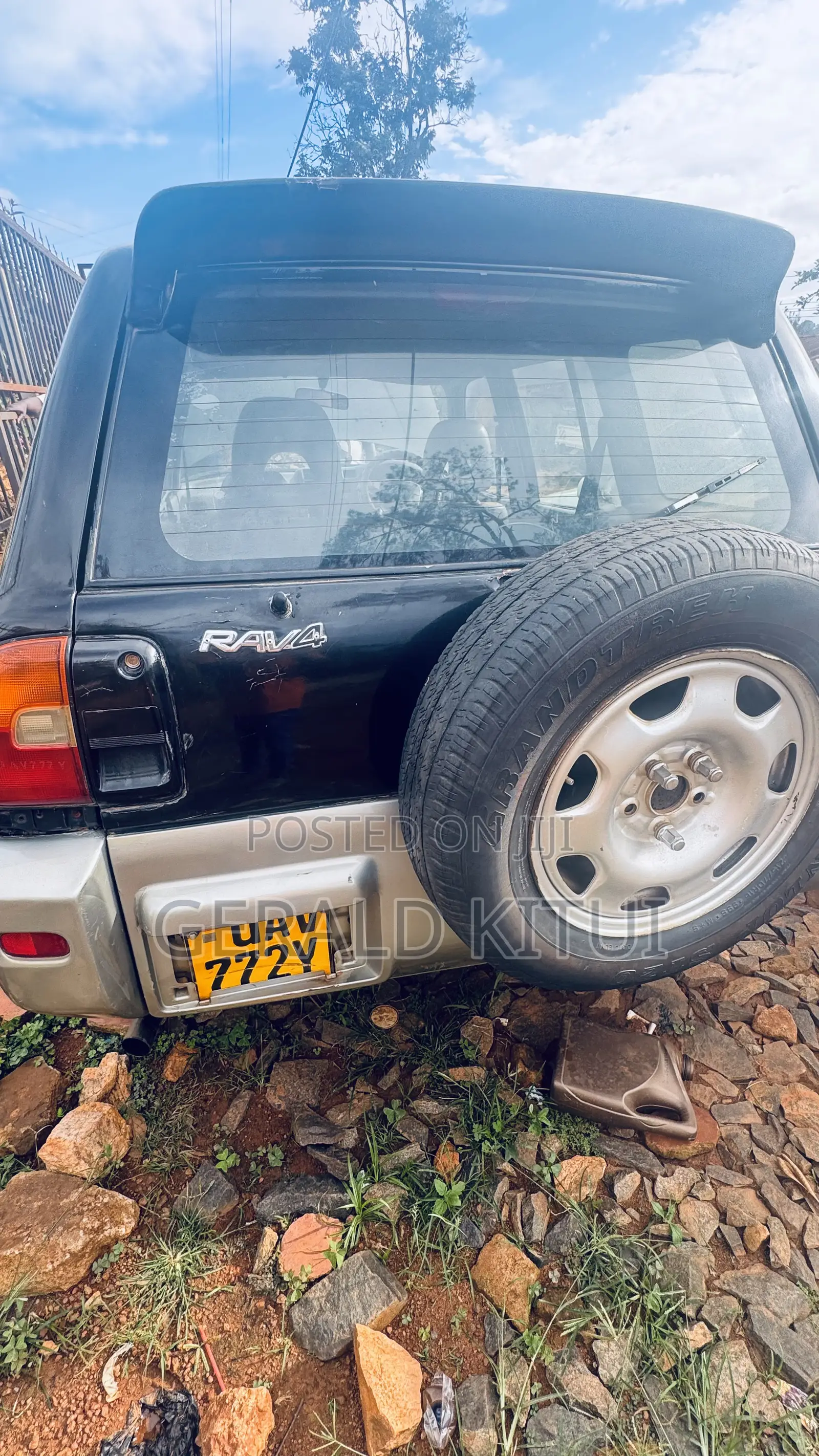 Toyota RAV4 1995 Black