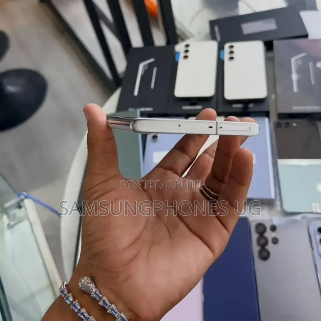 New Samsung Galaxy Note 10 Plus 5G 256 GB Black