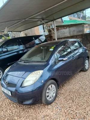 Toyota Vitz 1.5 FWD 5dr 2007 Blue