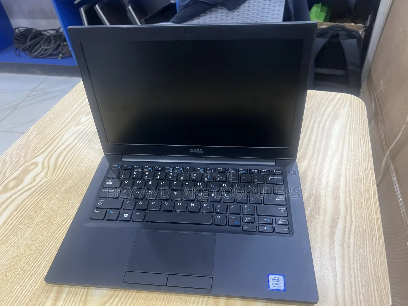 Laptop Dell Latitude 7390 8GB Intel Core i7 SSD 256GB