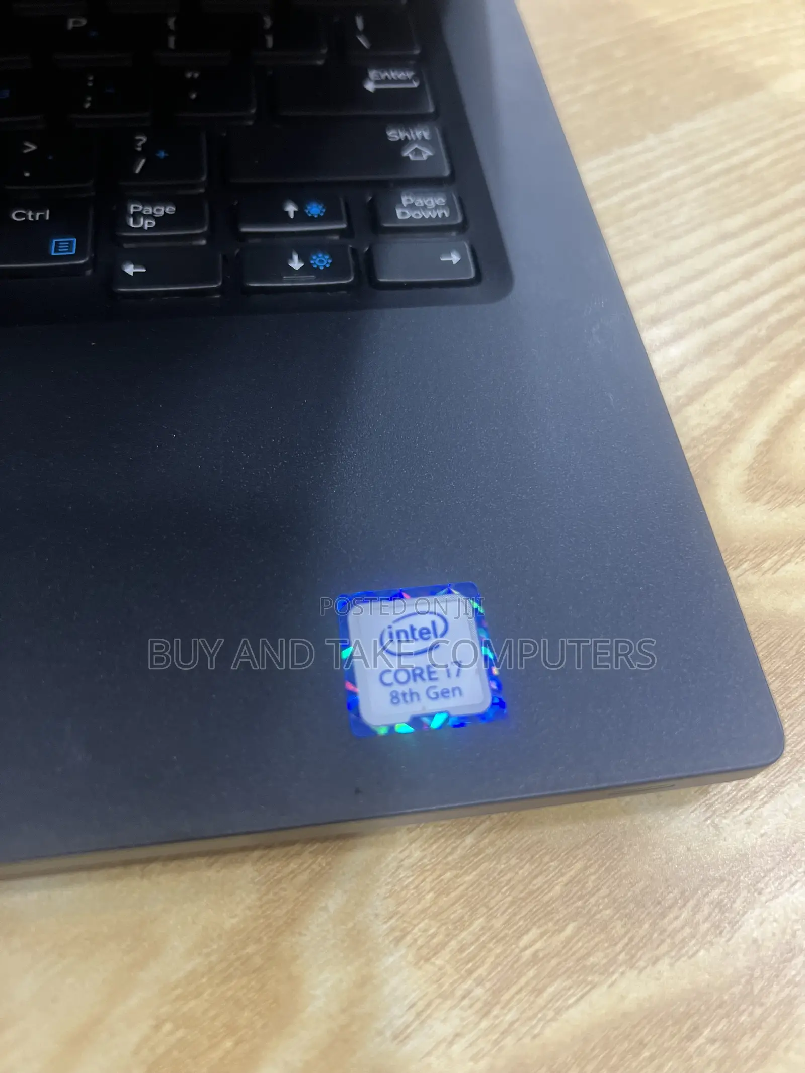 Laptop Dell Latitude 7390 8GB Intel Core i7 SSD 256GB