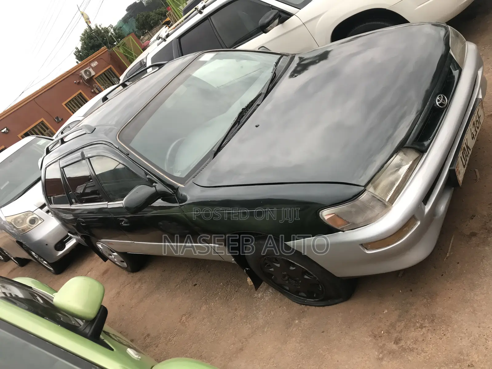 Toyota Corolla 2000 Green