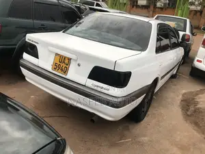 Toyota Carina 2001 White