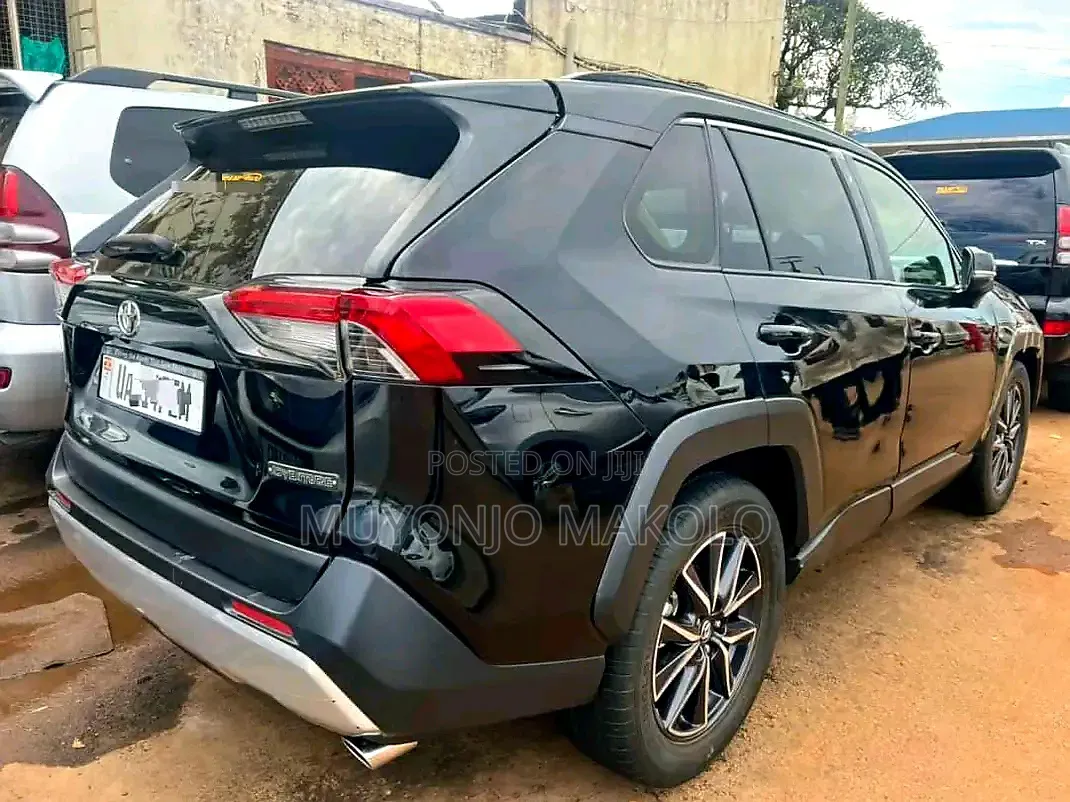Toyota RAV4 2020 Black