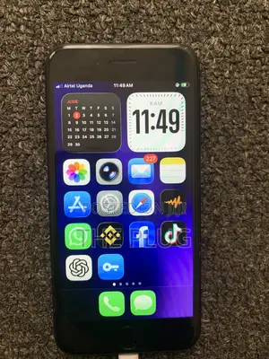 Apple iPhone SE (2022) 64 GB Black