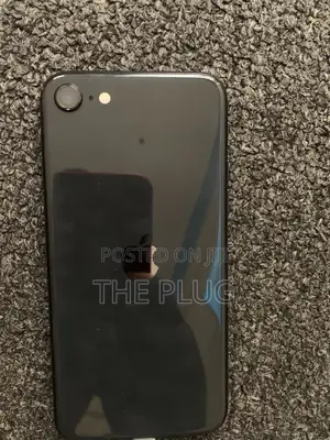 Apple iPhone SE (2022) 64 GB Black