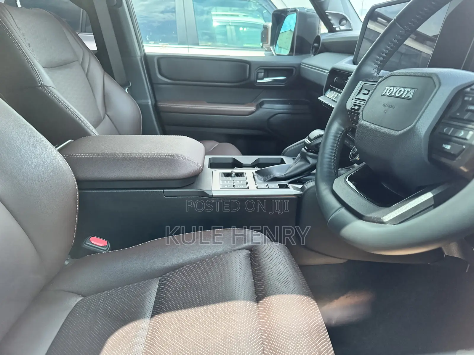 Toyota Land Cruiser Prado 2024 White