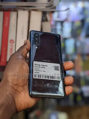 Sharp Aquos Zero 5G Basic 128 GB Black