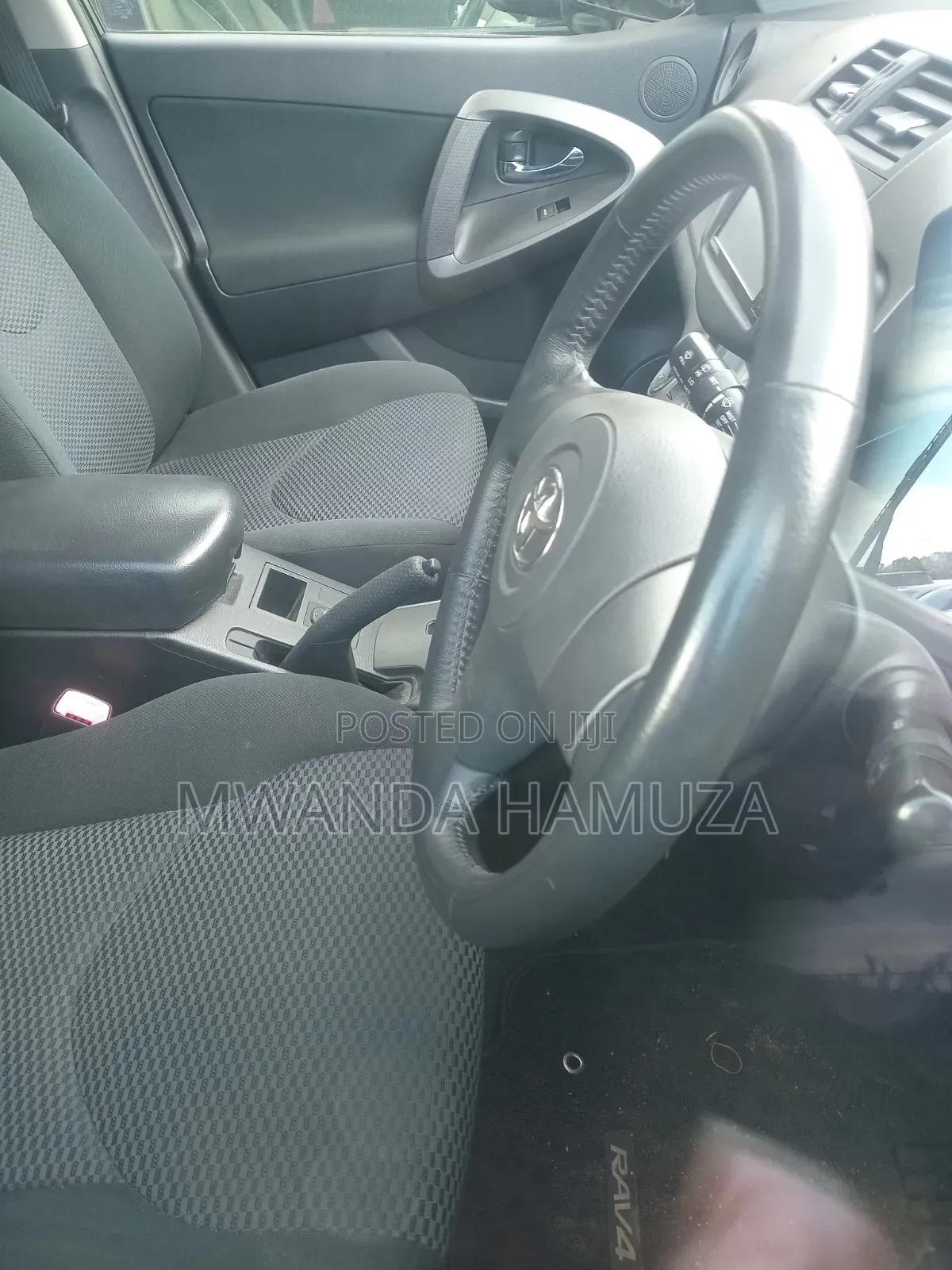 Toyota RAV4 2010 Black
