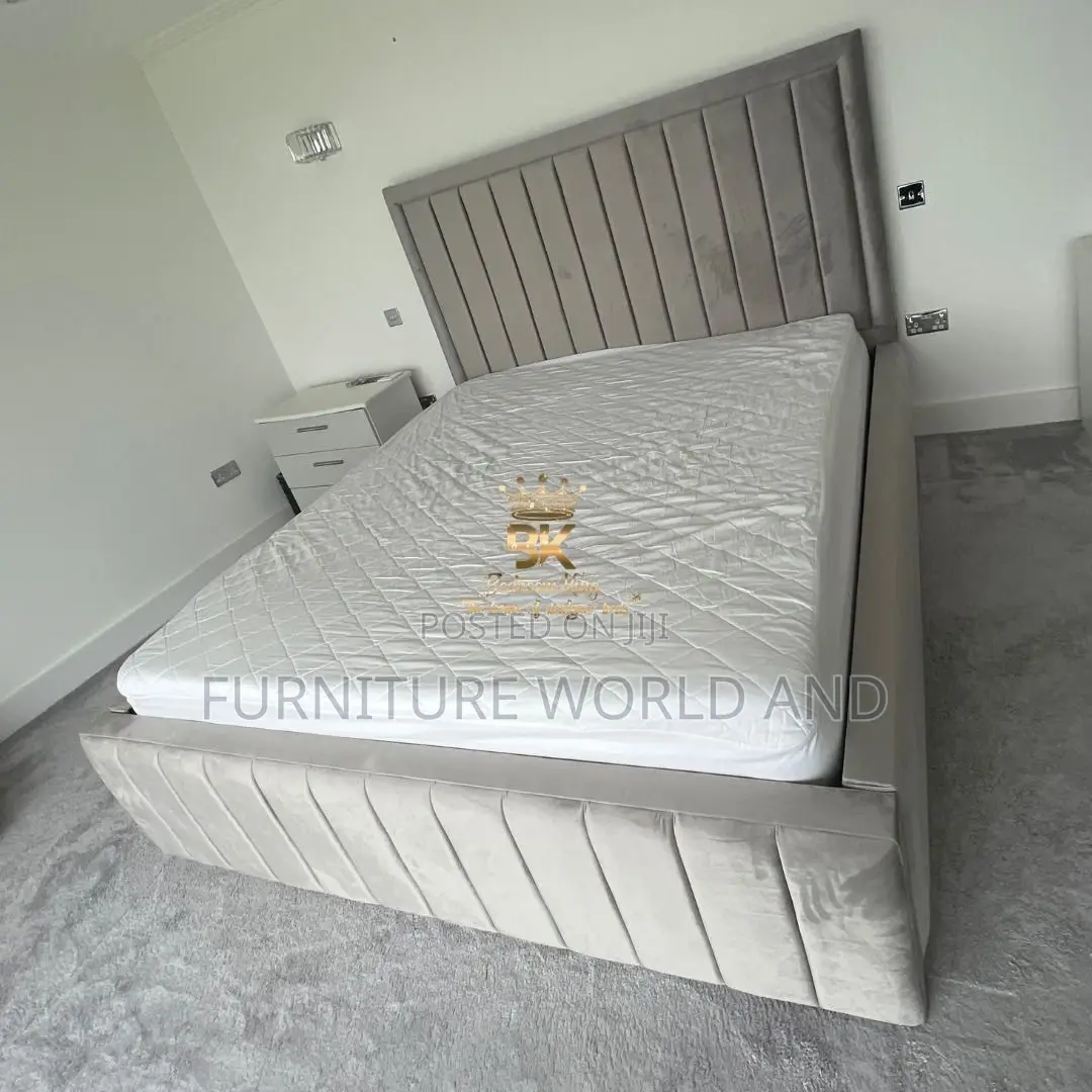 A Gray Line Bed