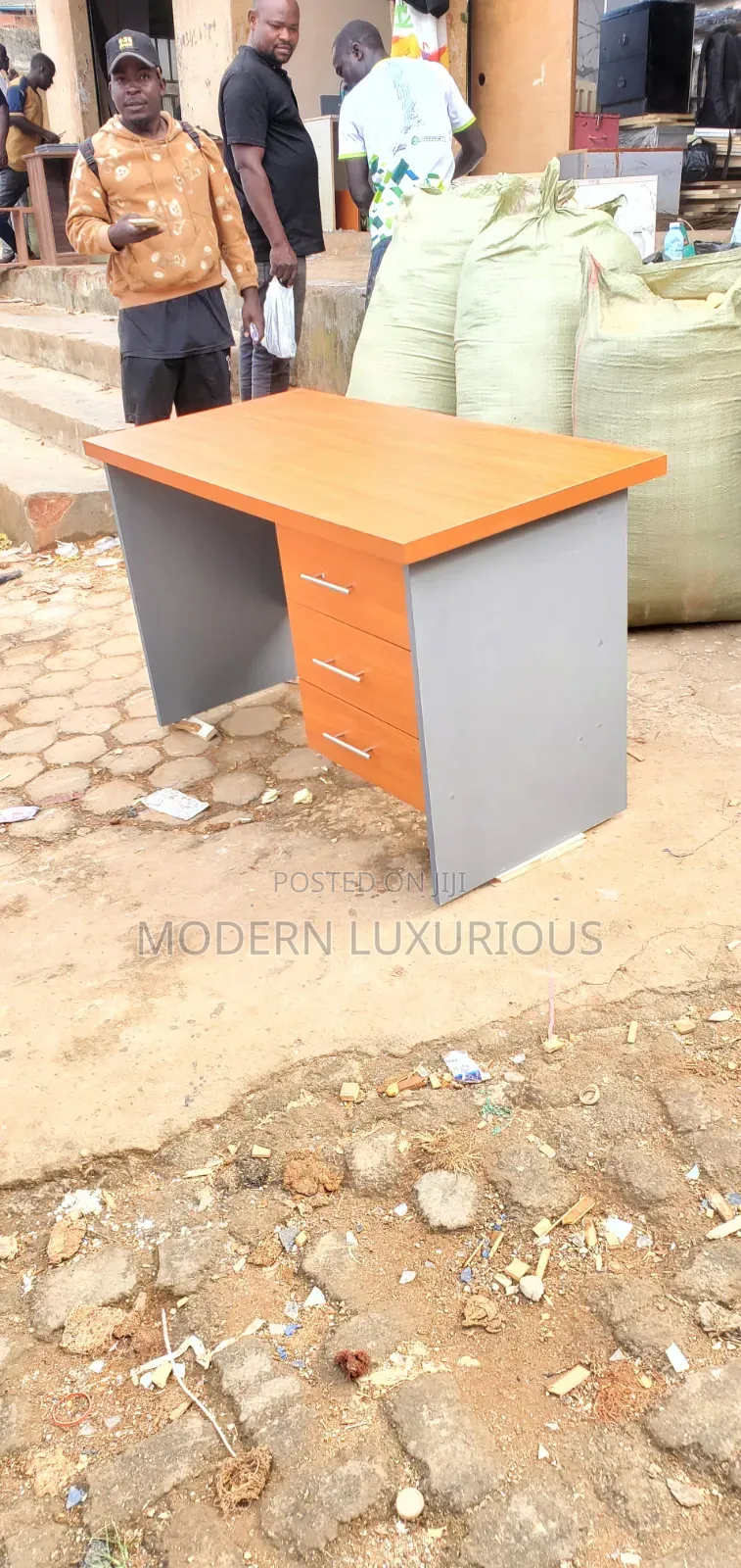Office Desk/Office Desk Modern Quality Design Gray and Shari Colors