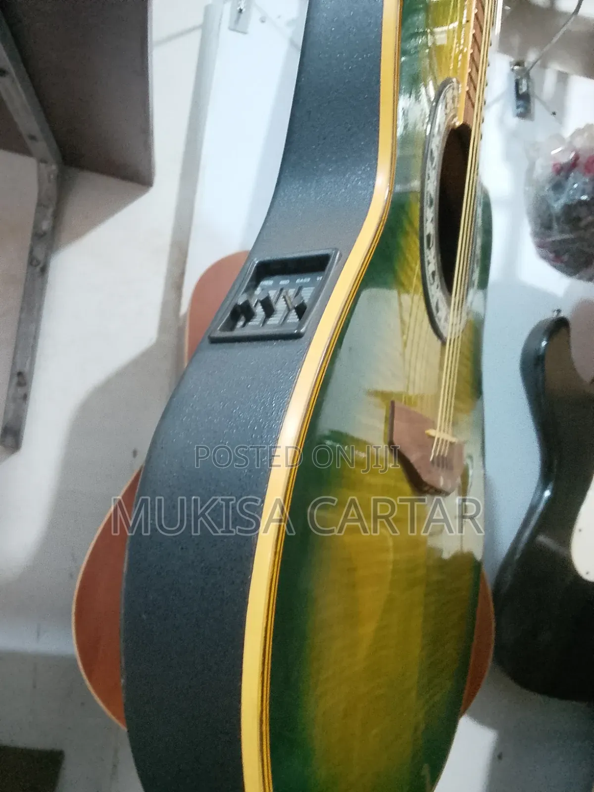 Acoustic Guitartm
