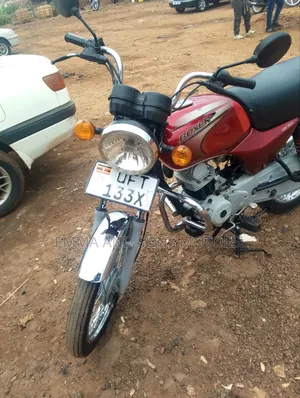 Bajaj Boxer 100 2023 Red