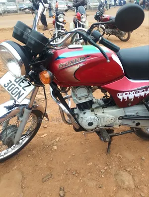 Bajaj Boxer 100 2022 Red