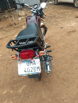 Bajaj Boxer 100 2025 Red