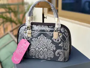 Small Retro Style Handbags