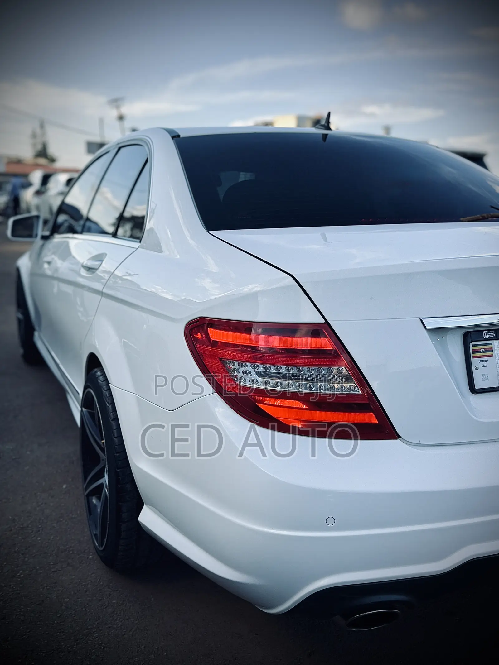 Mercedes-Benz C200 2012 White