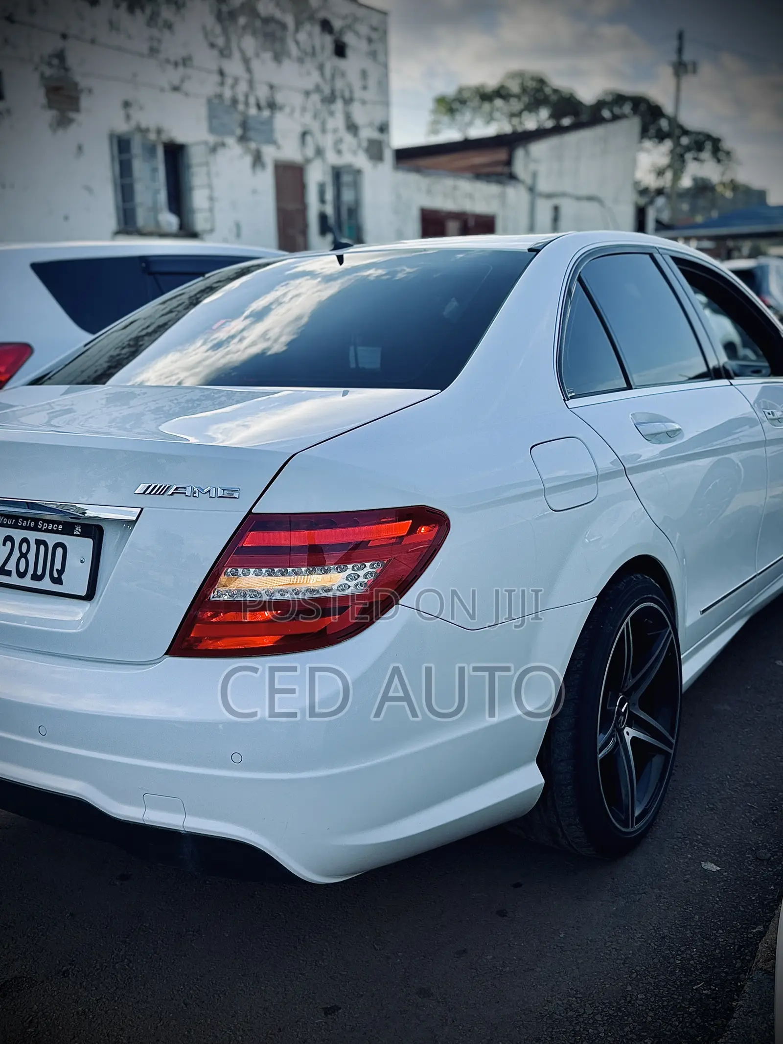 Mercedes-Benz C200 2012 White