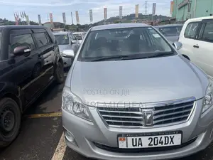Toyota Premio 1.8 FWD 2012 White