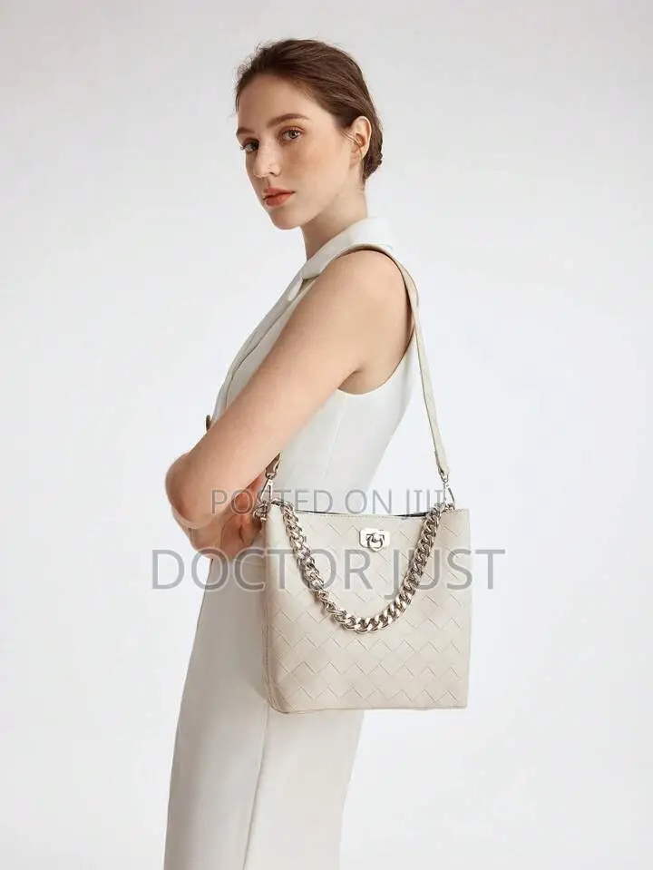 Cream / Nude Medium Tote Bag