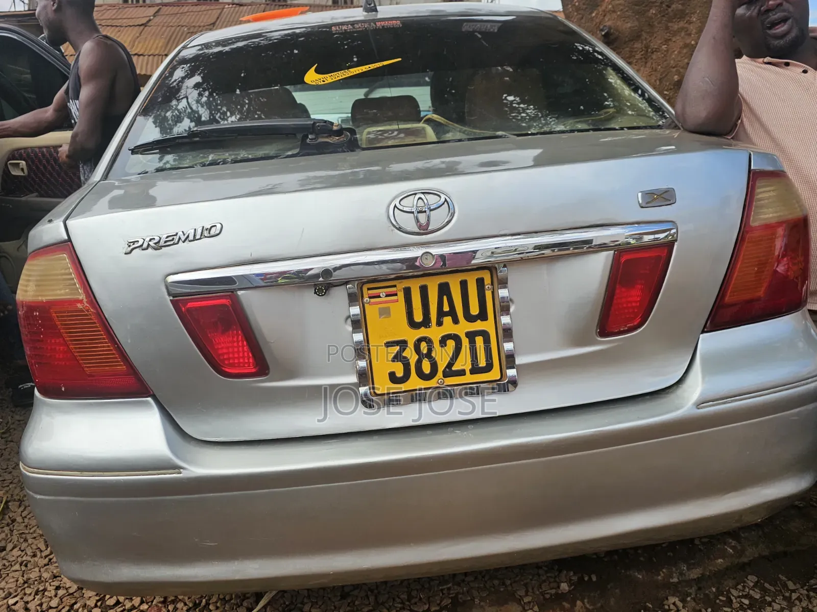Toyota Premio 2005 Silver