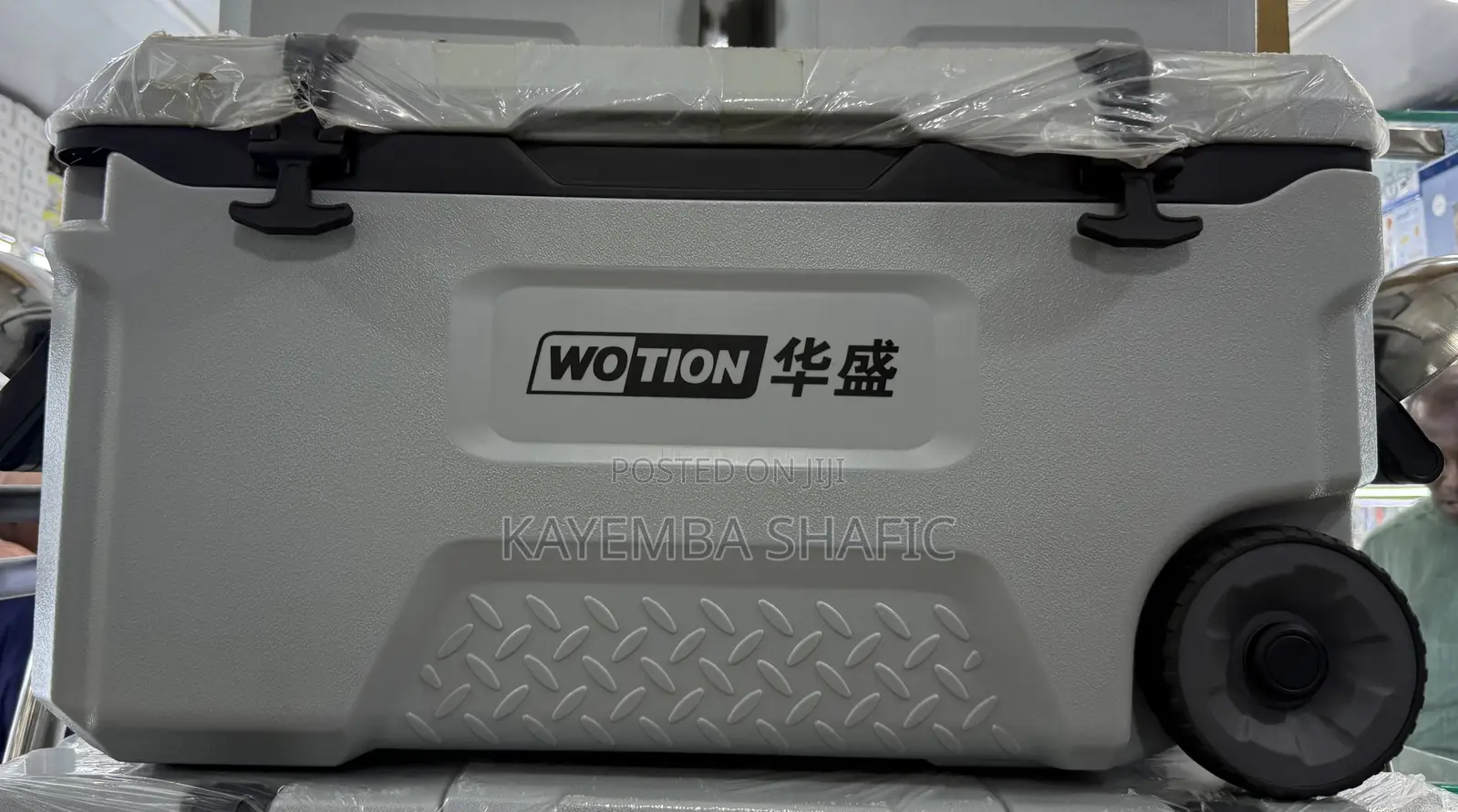 Extra Large Wotion 70l Heavy Duty Rolling Cooler Box With Wheels