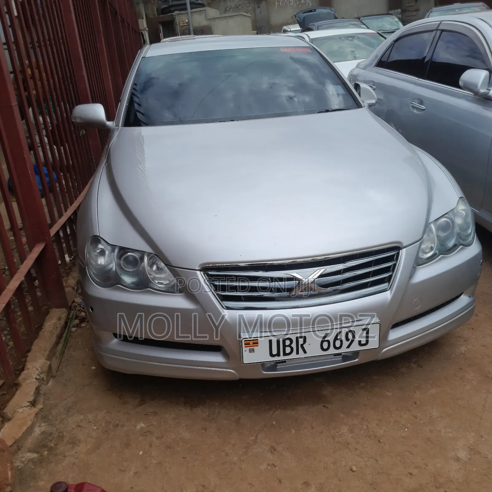 Toyota Mark X 2010 Silver