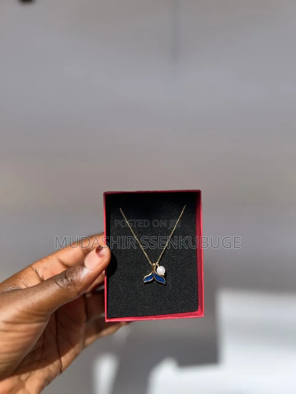 Ladies Necklaces