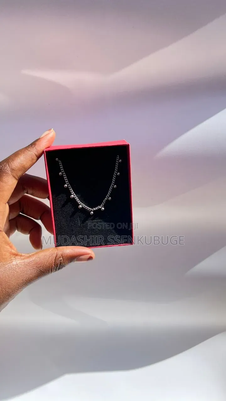 Ladies Necklaces