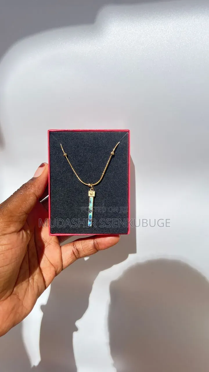 Ladies Necklaces
