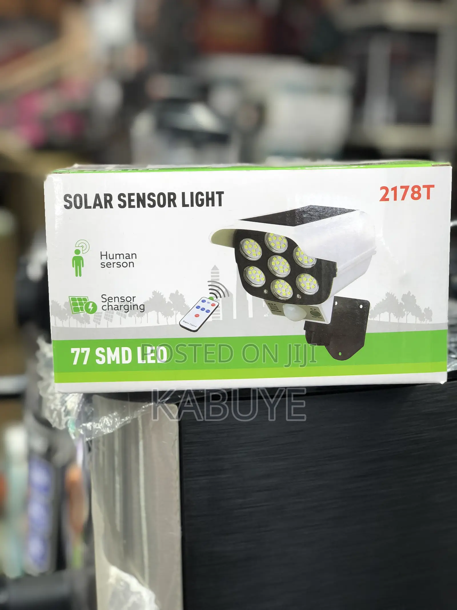77 Led Solar Sensor Light