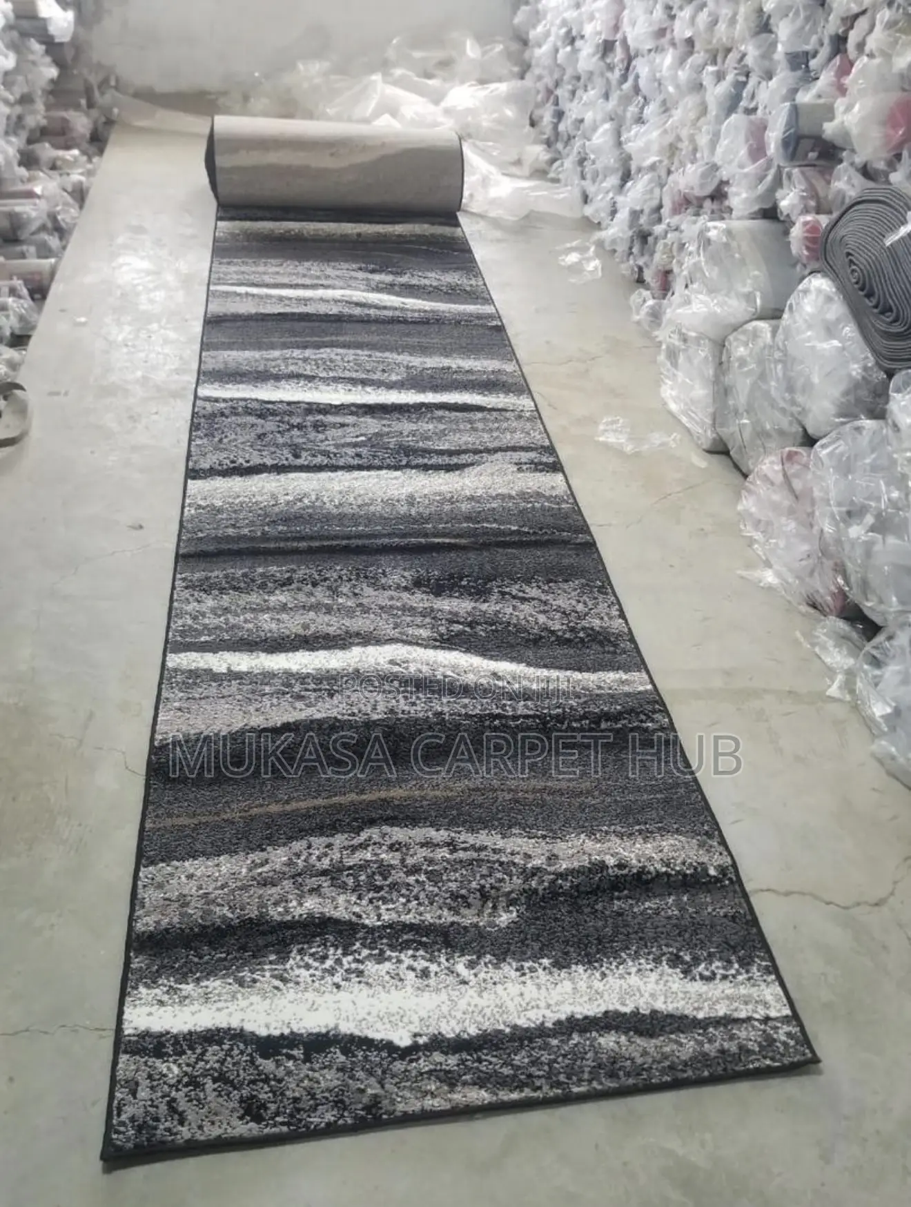 Modern Hallway Runner Carpet – Durable and Stylish