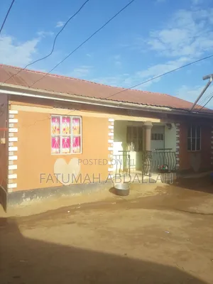 Furnished 5bdrm House in Central Division for sale