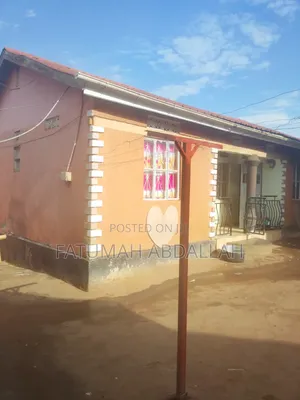 Furnished 5bdrm House in Central Division for sale