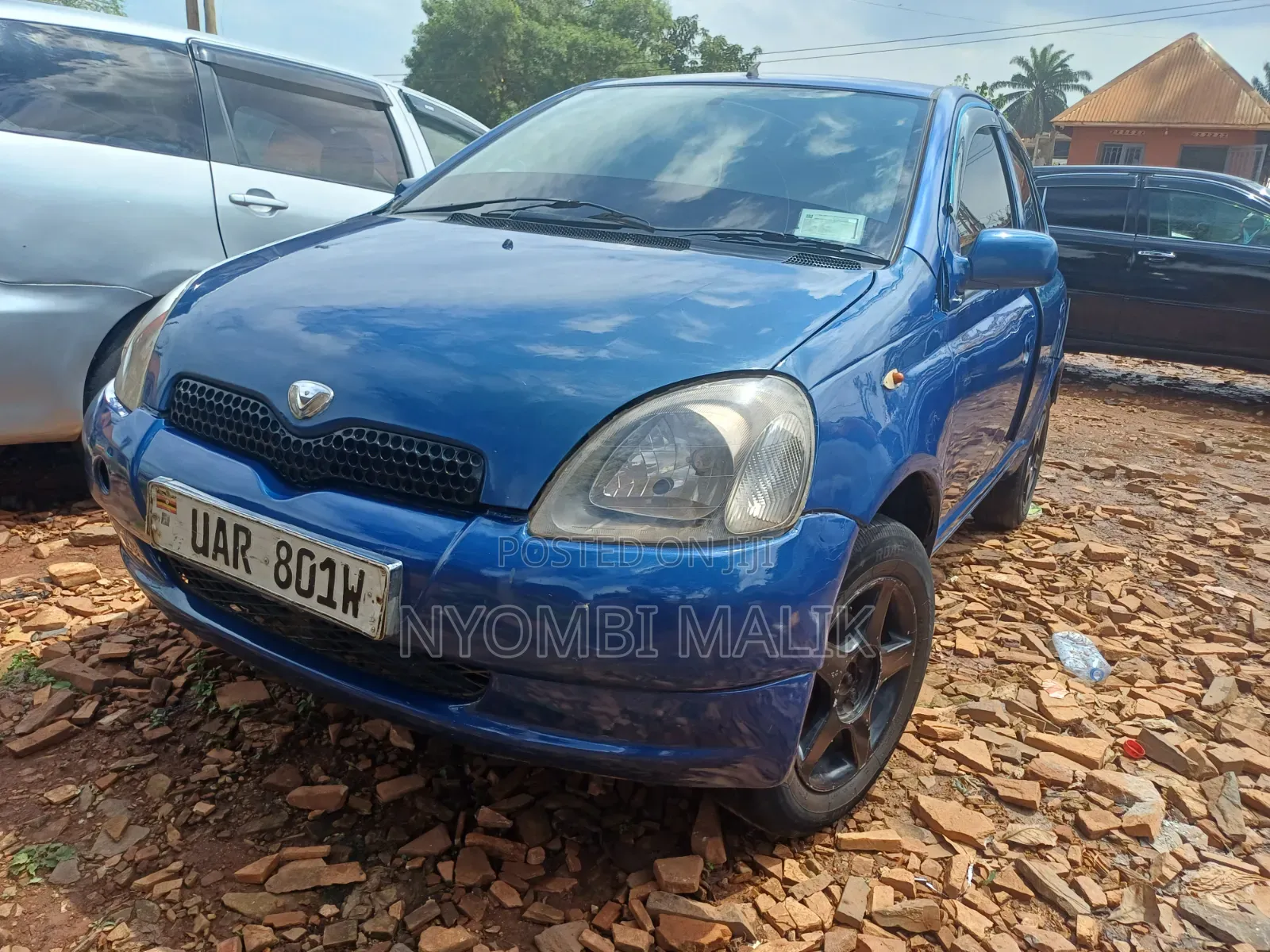 Toyota Vitz 1.0 FWD 5dr 2000 Blue