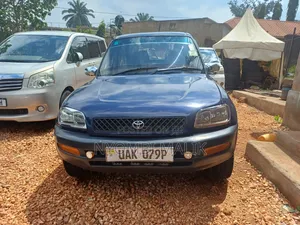 Toyota RAV4 1997 Blue
