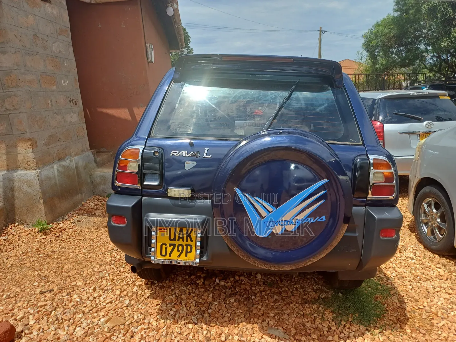Toyota RAV4 1997 Blue