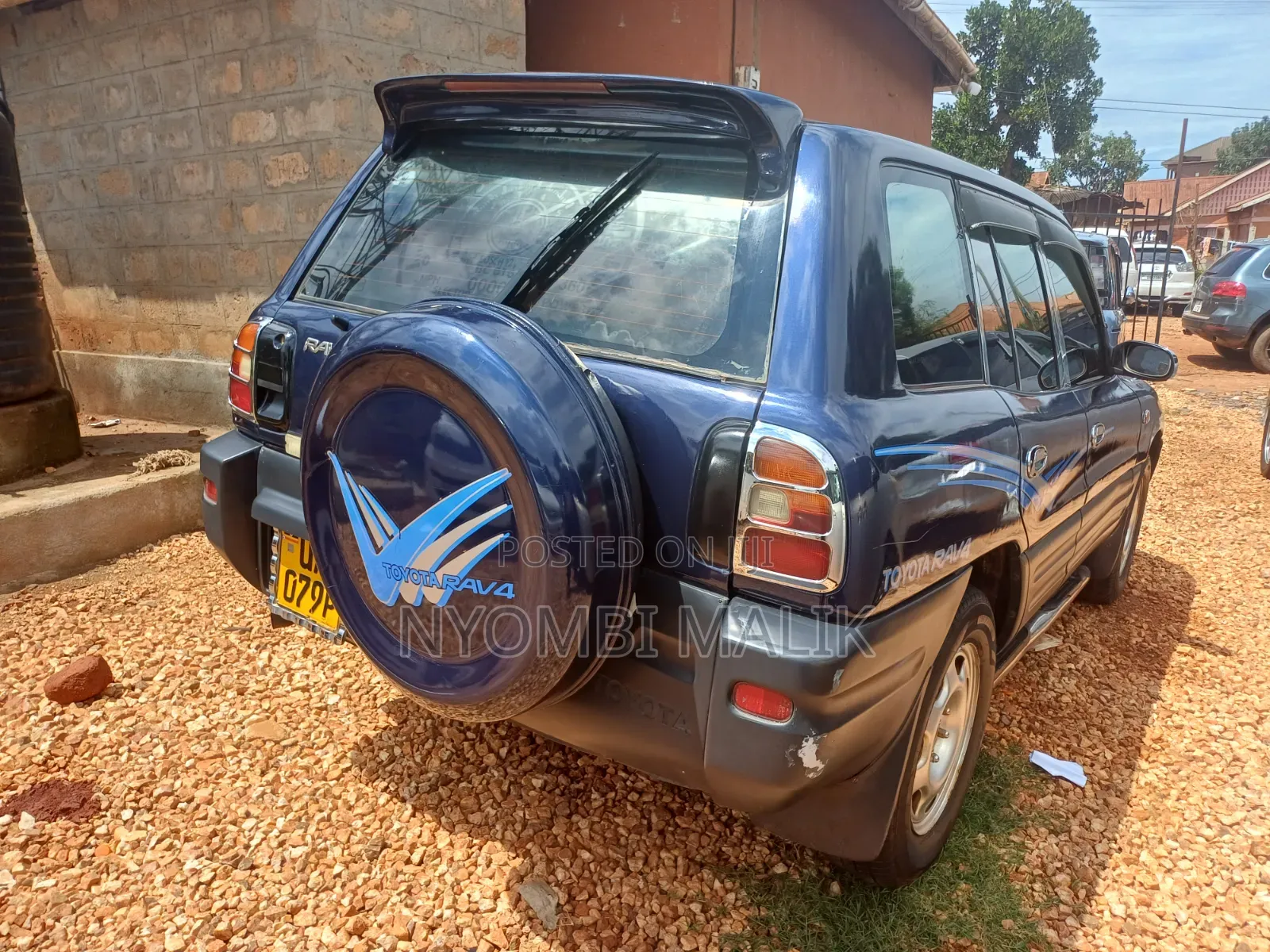 Toyota RAV4 1997 Blue