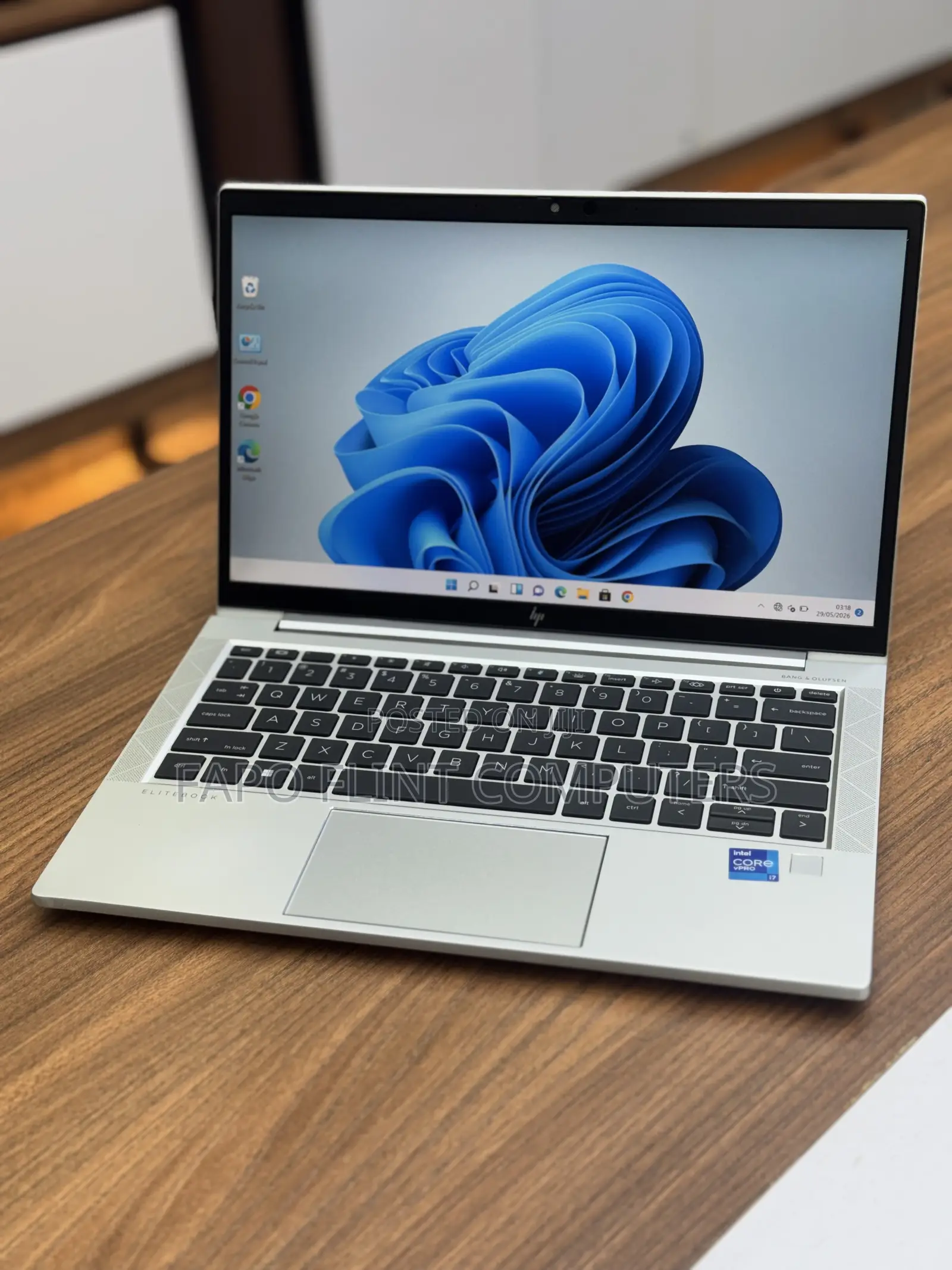 Laptop HP EliteBook 830 G8 16GB Intel Core i7 SSD 512GB