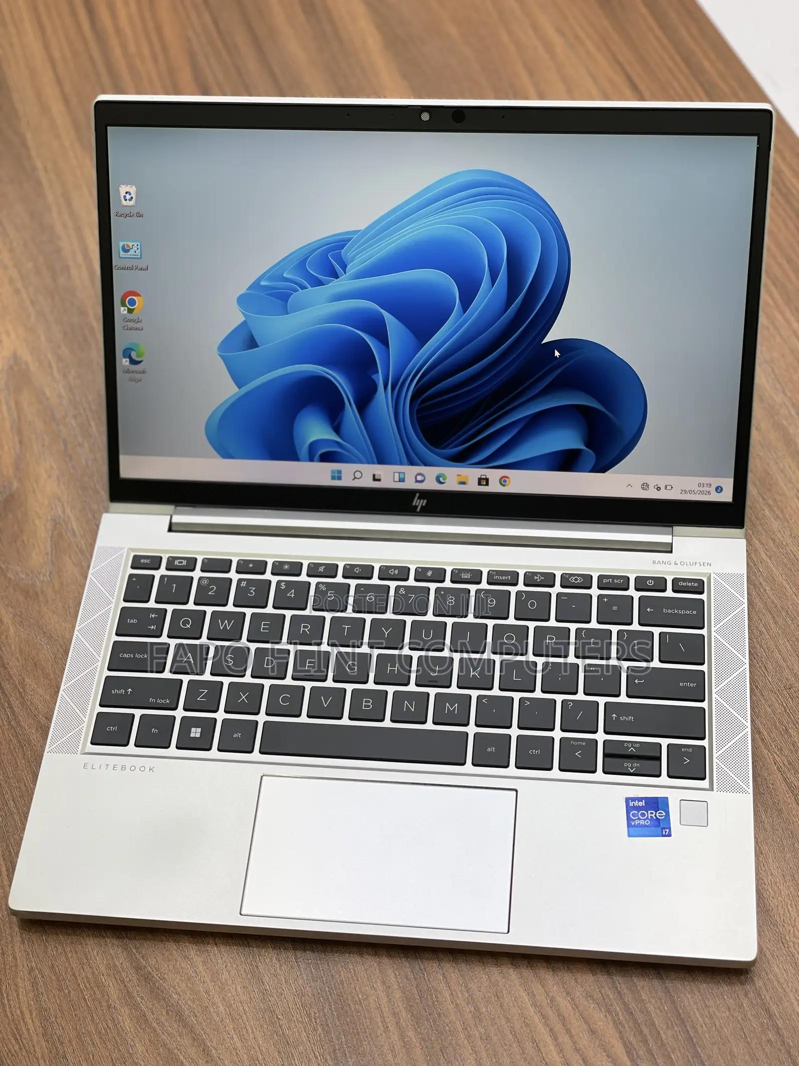 Laptop HP EliteBook 830 G8 16GB Intel Core i7 SSD 512GB