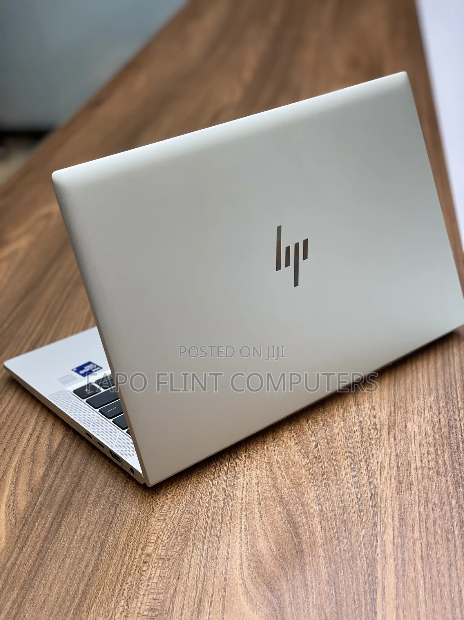 Laptop HP EliteBook 830 G8 16GB Intel Core i7 SSD 512GB
