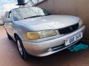 Toyota Corolla 1998 Silver