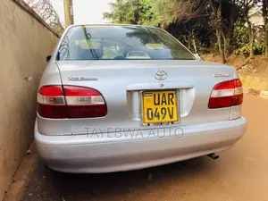 Toyota Corolla 1998 Silver