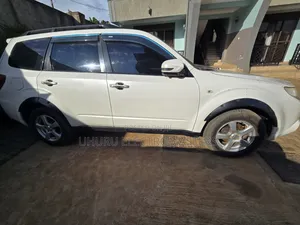 Subaru Forester 2.0 Sports 2008 Off white