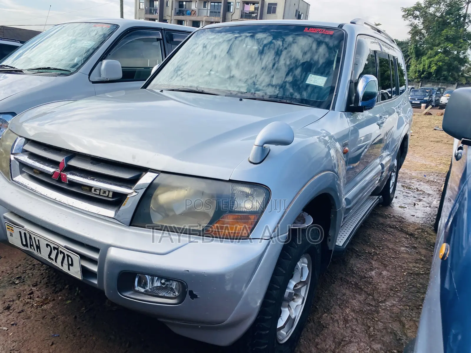 Mitsubishi Pajero 2004 Silver
