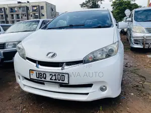 Toyota Wish 2010 White
