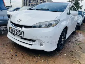 Toyota Wish 2010 White